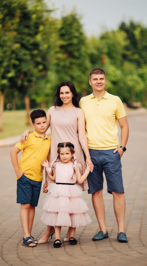 walking-park-together-summer